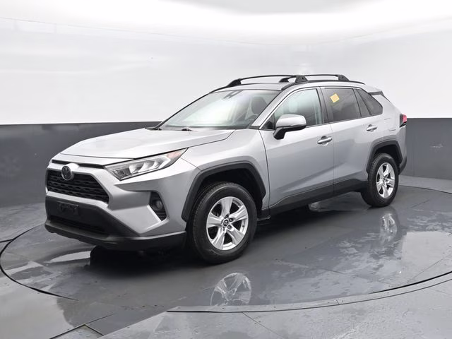 2019 Silver Sky Metallic Toyota RAV4 XLE AWD SUV