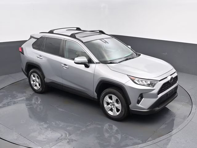 2019 Silver Sky Metallic Toyota RAV4 XLE AWD SUV