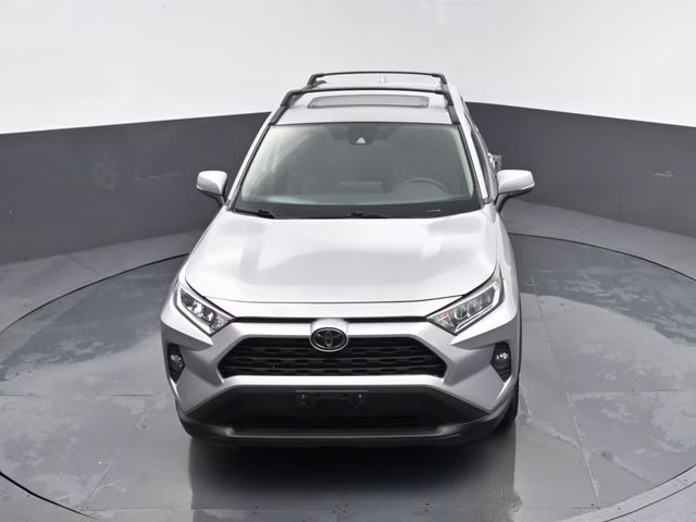 2019 Silver Sky Metallic Toyota RAV4 XLE AWD SUV