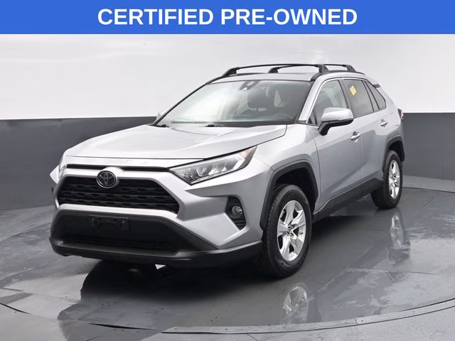 2019 Silver Sky Metallic Toyota RAV4 XLE AWD SUV