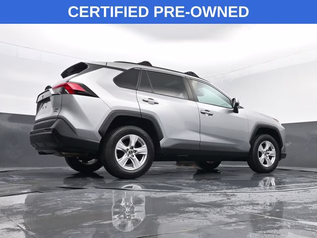 2019 Silver Sky Metallic Toyota RAV4 XLE AWD SUV