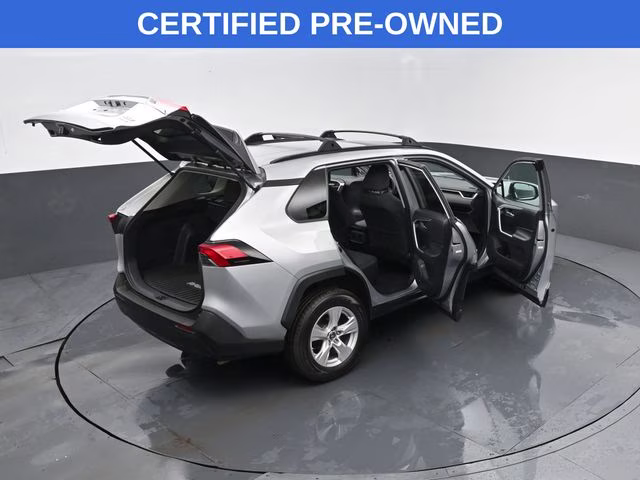 2019 Silver Sky Metallic Toyota RAV4 XLE AWD SUV
