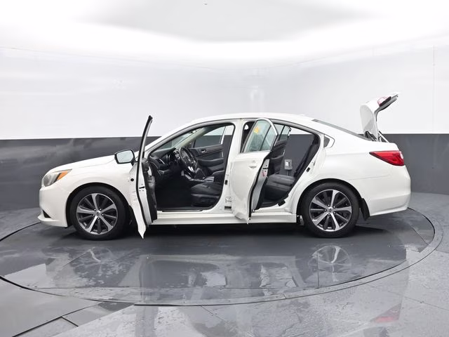 2015 Crystal White Pearl Subaru Legacy 2.5i AWD Sedan