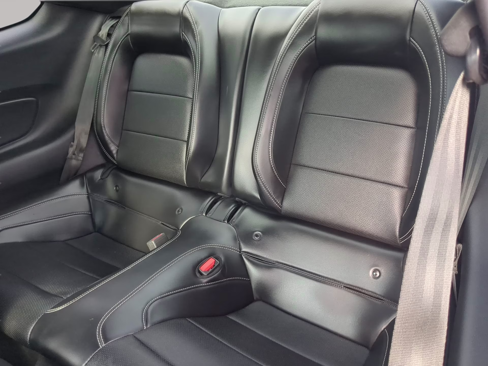 2021 Rapid Red Metallic Tinted Clearcoat Ford Mustang GT Premium RWD Coupe