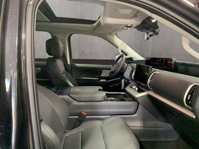 2027 Gray Metallic Ford Expedition Max Active 4X4 SUV