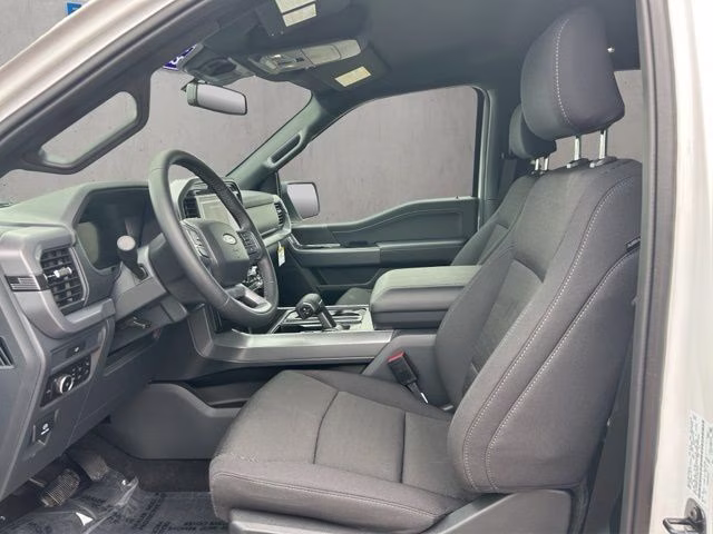 2026 Oxford White Ford F-150 XLT Black Appearance Plus 4X4 Truck