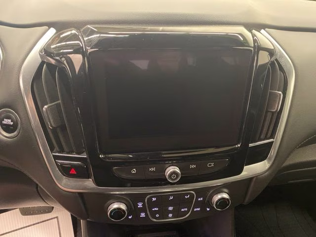 2022 Mosaic Black Metallic Chevrolet Traverse LT AWD SUV