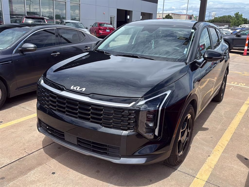 2026 Ebony Black Kia Sportage EX FWD SUV