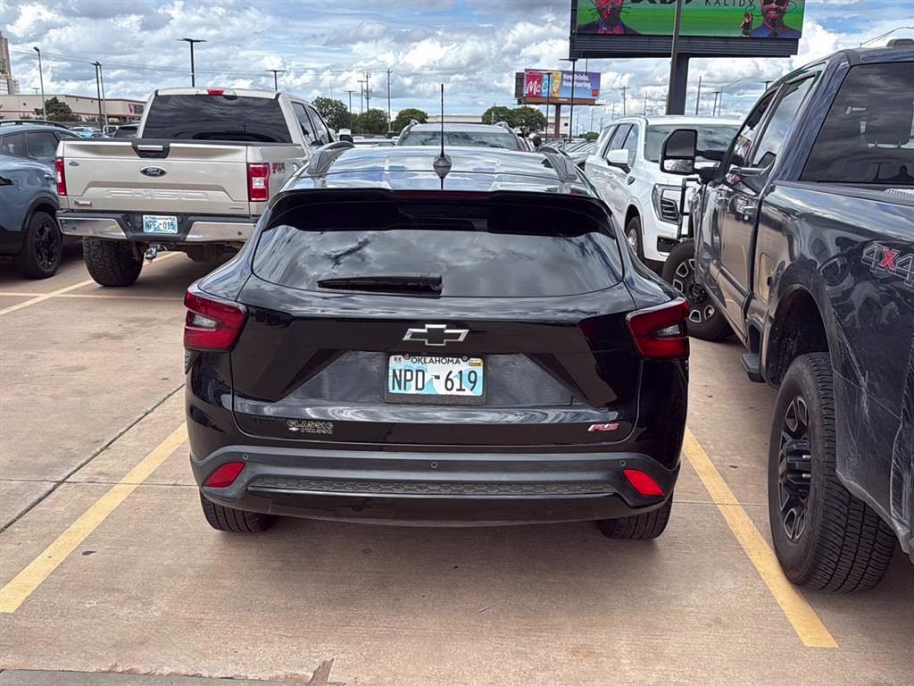 2025 Mosaic Black Metallic Chevrolet Trax 2RS FWD SUV
