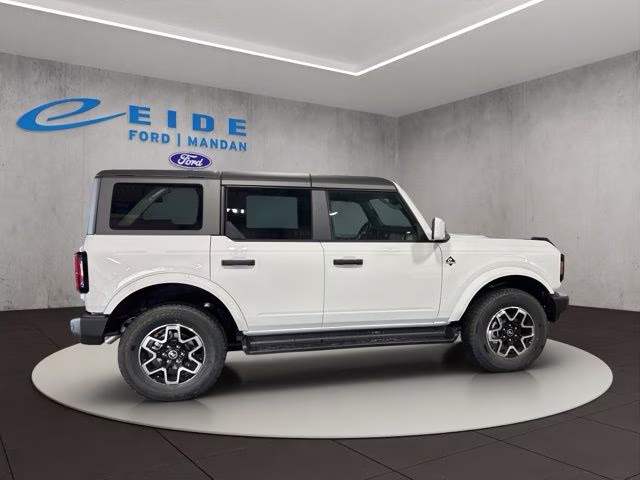 2026 Oxford White Ford Bronco Outer Banks 4X4 SUV