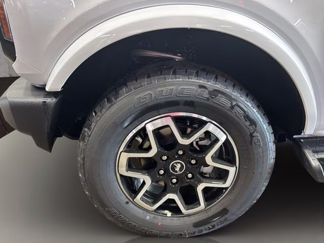 2026 Oxford White Ford Bronco Outer Banks 4X4 SUV
