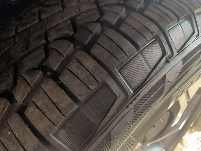 2027 Gray Metallic Ford Expedition Max Active 4X4 SUV