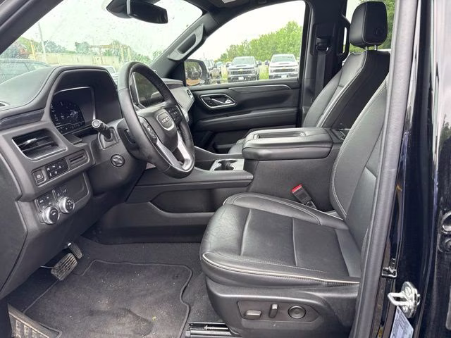 2024 Onyx Black GMC Yukon SLT 4X4 SUV