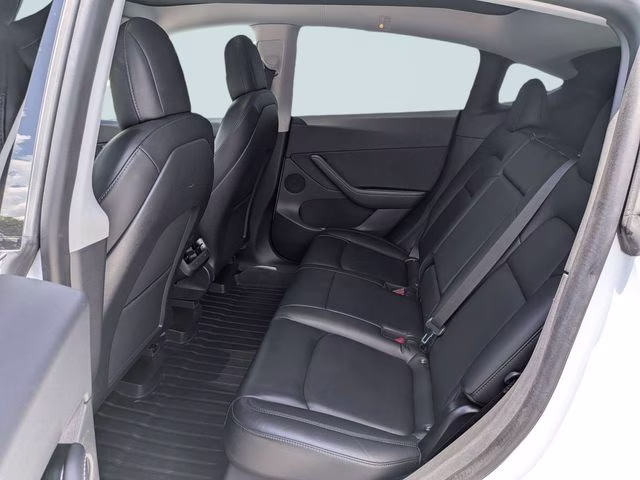 2021 Pearl White Multi-Coat Tesla Model Y Long Range AWD SUV