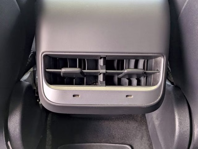 2021 Pearl White Multi-Coat Tesla Model Y Long Range AWD SUV