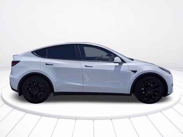 2021 Pearl White Multi-Coat Tesla Model Y Long Range AWD SUV