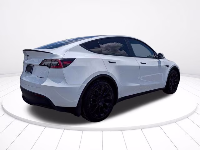 2021 Pearl White Multi-Coat Tesla Model Y Long Range AWD SUV