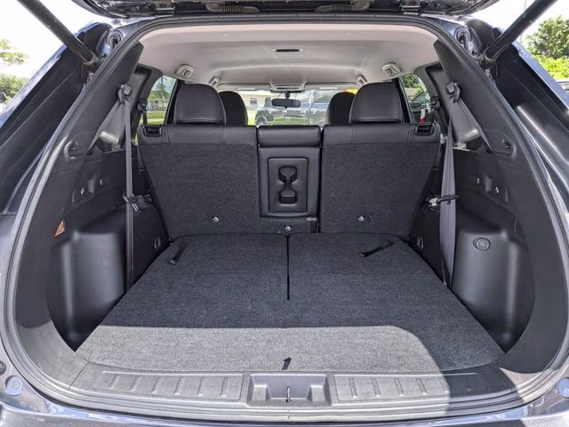 2024 Graphite Gray Mitsubishi Outlander SE FWD SUV