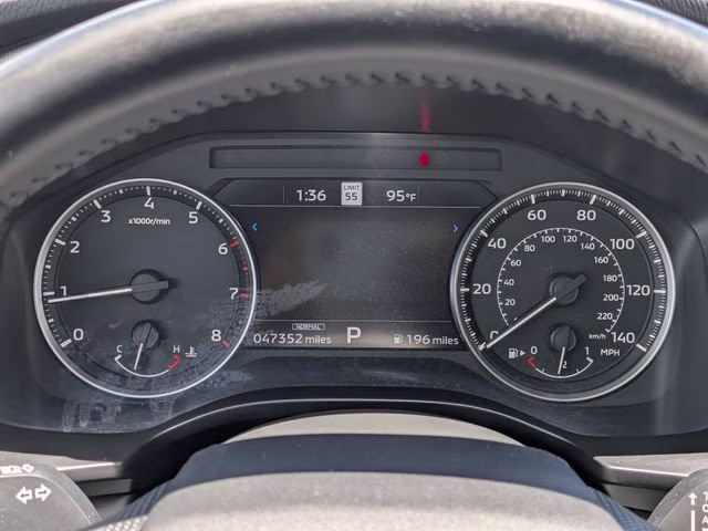 2024 Graphite Gray Mitsubishi Outlander SE FWD SUV