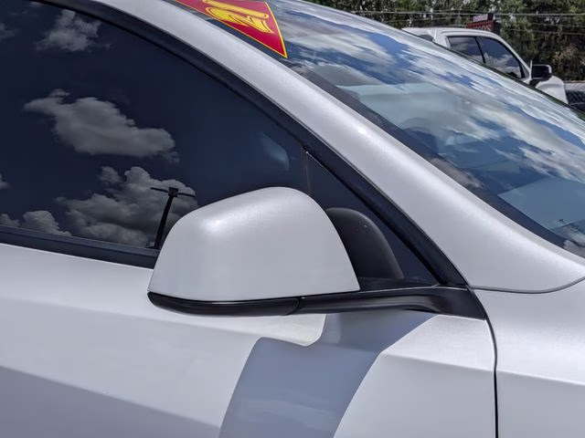 2021 Pearl White Multi-Coat Tesla Model Y Long Range AWD SUV