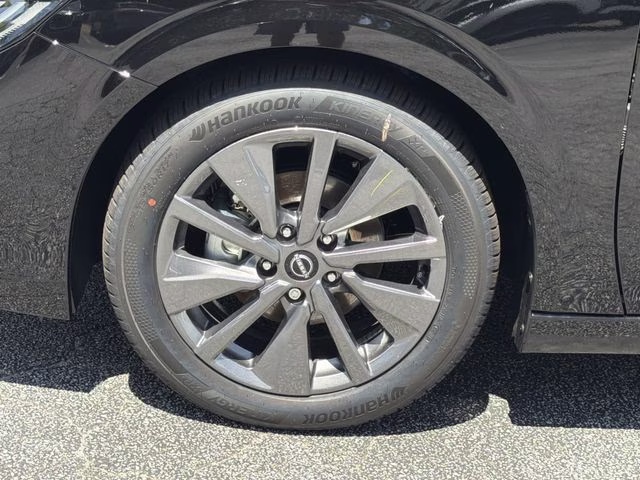 2026 Super Black Nissan Sentra SL FWD Sedan