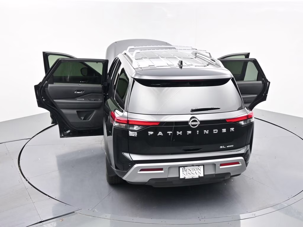 2025 Super Black Nissan Pathfinder SL 4X4 SUV