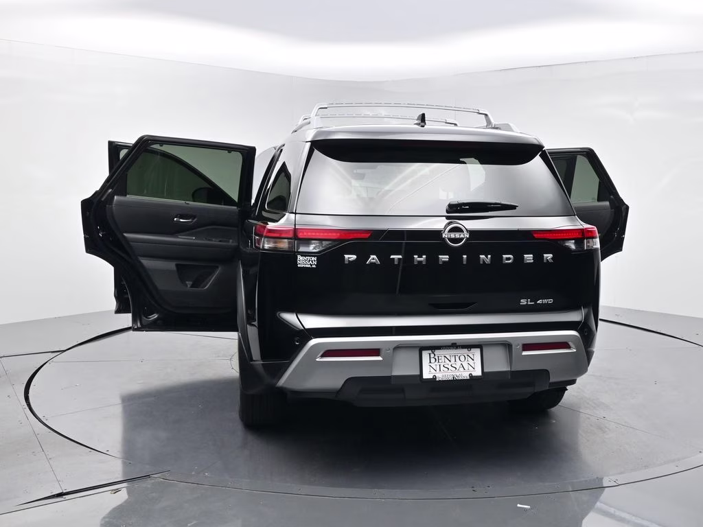 2025 Super Black Nissan Pathfinder SL 4X4 SUV