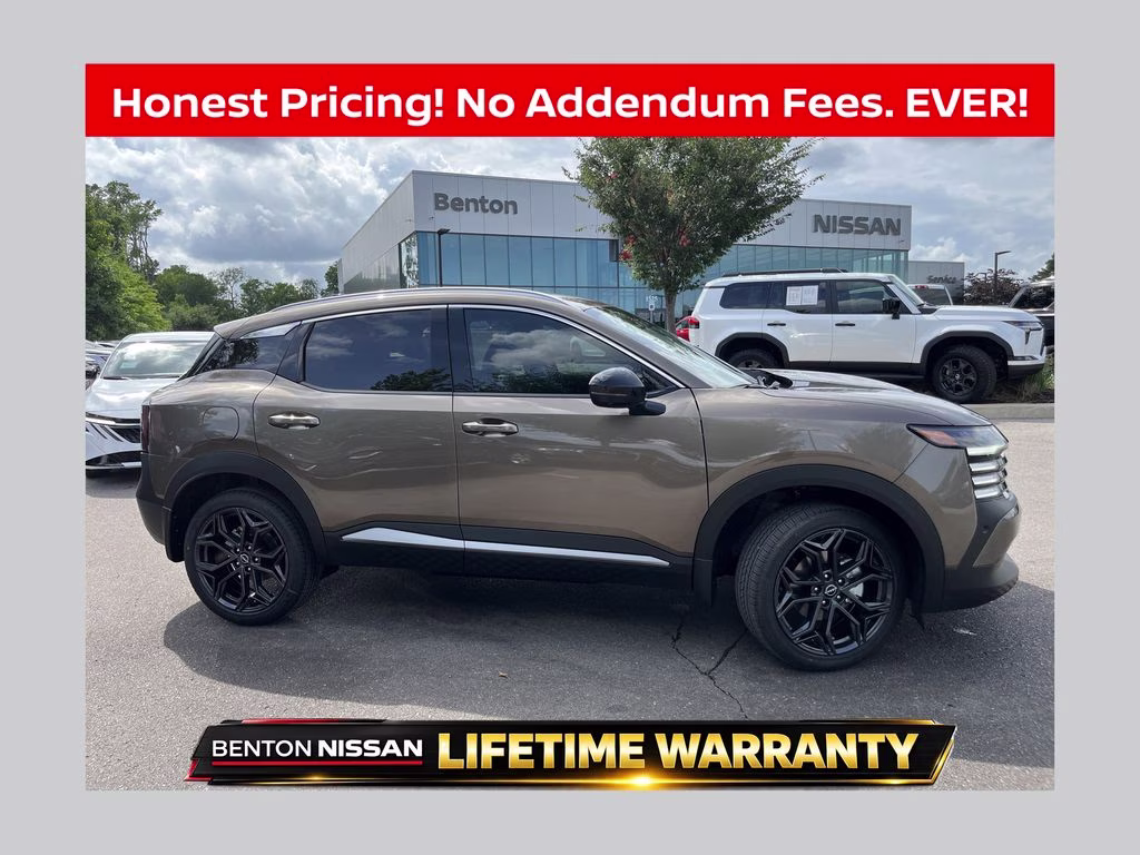2026 Canyon Bronze Metallic Nissan Kicks SR FWD SUV