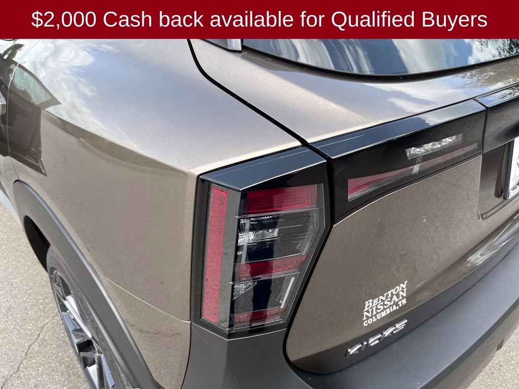 2026 Canyon Bronze Metallic Nissan Kicks SR FWD SUV