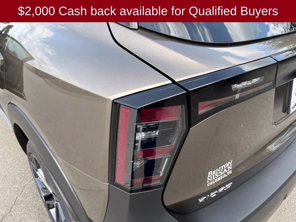2026 Canyon Bronze Metallic Nissan Kicks SR FWD SUV