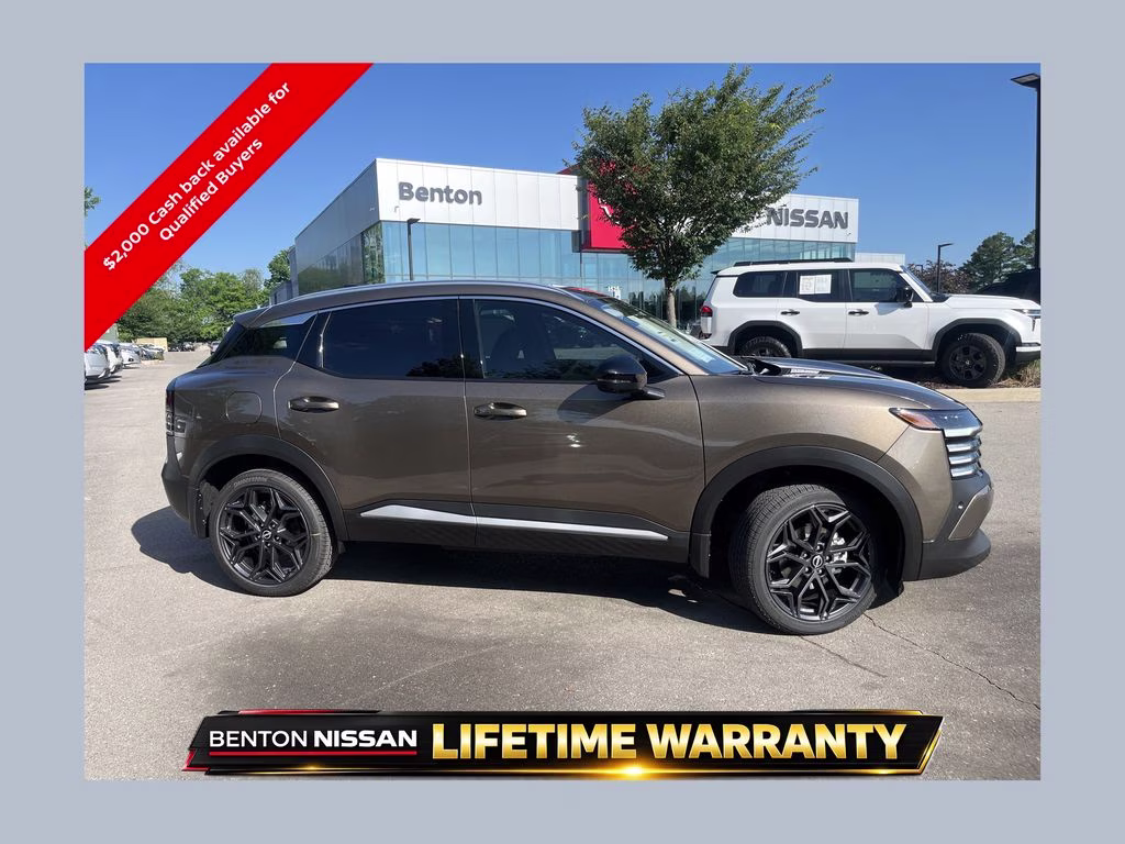 2026 Canyon Bronze Metallic Nissan Kicks SR FWD SUV