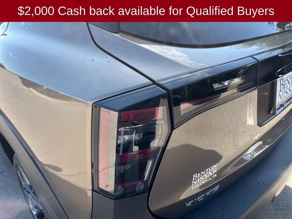 2026 Canyon Bronze Metallic Nissan Kicks SR FWD SUV