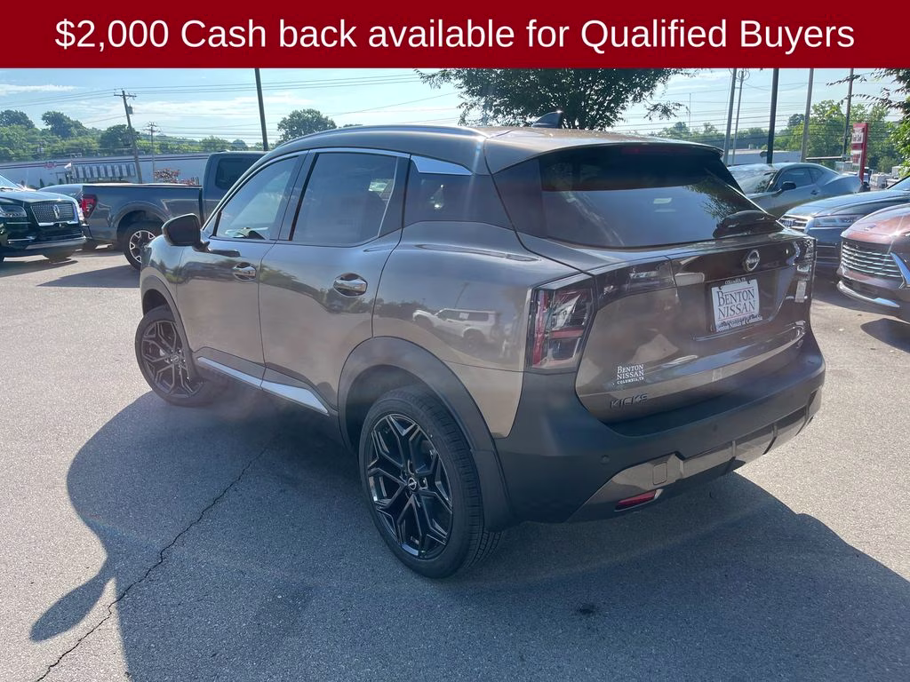 2026 Canyon Bronze Metallic Nissan Kicks SR FWD SUV