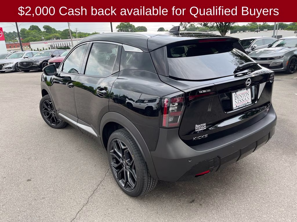 2026 Super Black Nissan Kicks SR FWD SUV