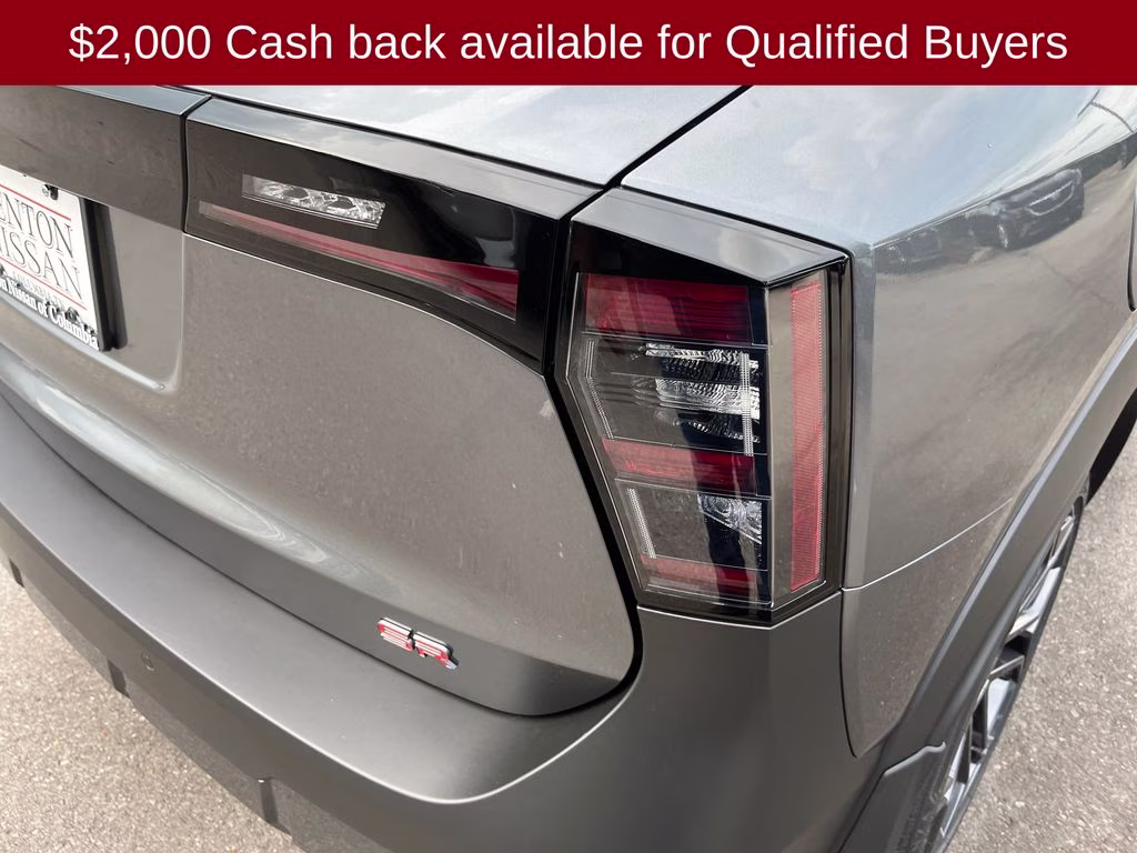 2026 Gun Metallic/Scarlet Ember Tintcoat Nissan Kicks SR FWD SUV