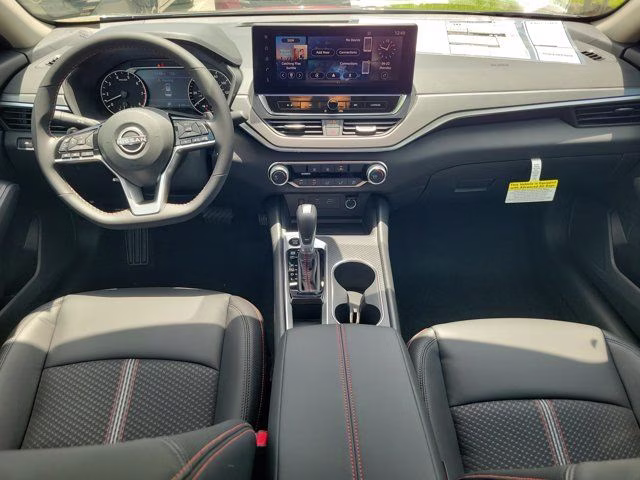 2026 Gun Metallic/Super Black Nissan Altima 2.5 SR FWD Sedan