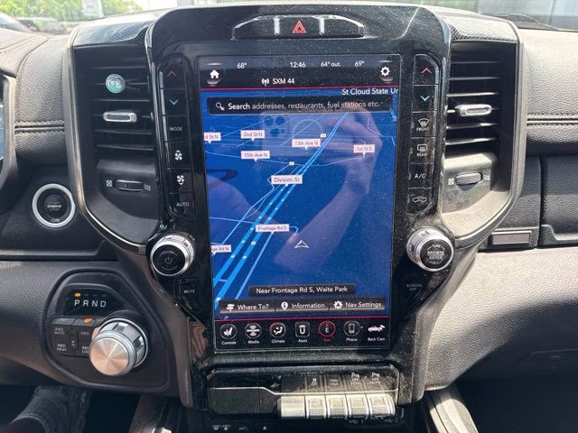 2019 Diamond Black Crystal Pearlcoat Ram 1500 Rebel 4X4 Truck
