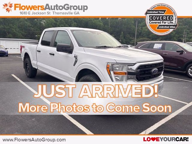 2021 White Ford F-150 XLT Truck