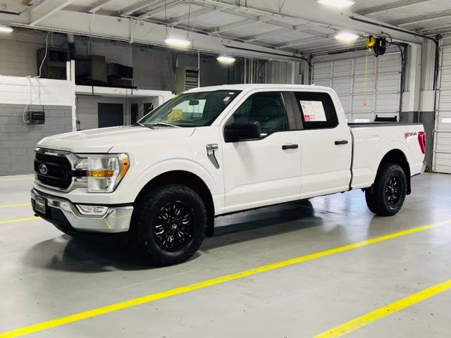2021 White Ford F-150 XLT 4X4 Truck