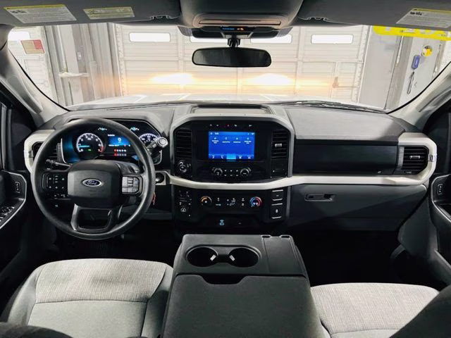 2021 White Ford F-150 XLT 4X4 Truck