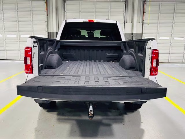 2021 White Ford F-150 XLT 4X4 Truck