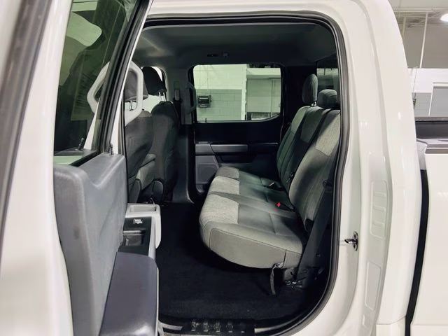 2021 White Ford F-150 XLT 4X4 Truck