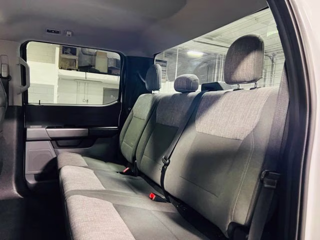 2021 White Ford F-150 XLT 4X4 Truck