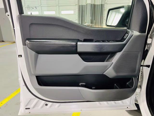 2021 White Ford F-150 XLT 4X4 Truck