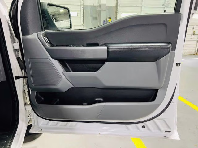 2021 White Ford F-150 XLT 4X4 Truck