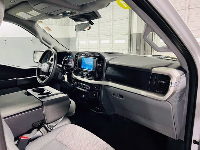 2021 White Ford F-150 XLT 4X4 Truck