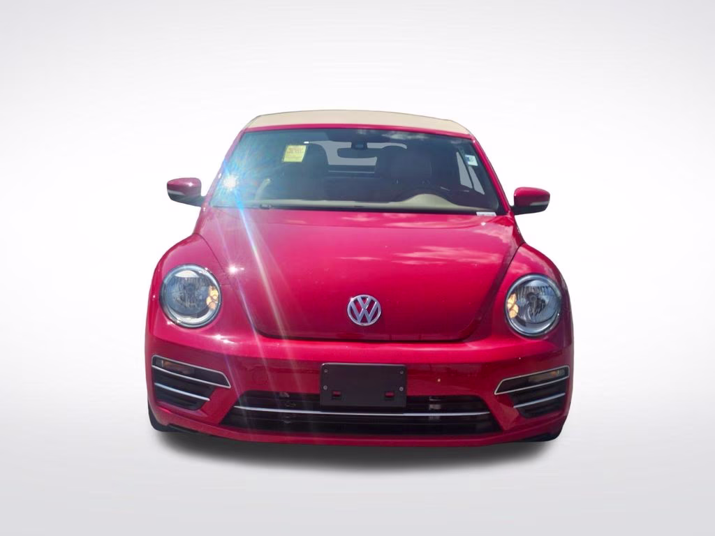 2019 Tornado Red Volkswagen Beetle Convertible 2.0T SE FWD Convertible