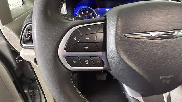 2024 Silver Mist Clearcoat Chrysler Pacifica Touring L FWD Van