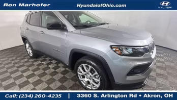 2024 Silver Zynith Metallic Clearcoat Jeep Compass Latitude Lux 4X4 SUV