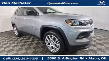 2024 Silver Zynith Metallic Clearcoat Jeep Compass Latitude Lux 4X4 SUV